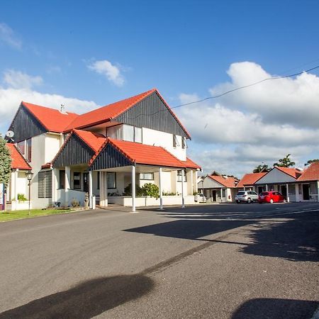 Bennetts Thermal Motor Inn Tauranga Buitenkant foto