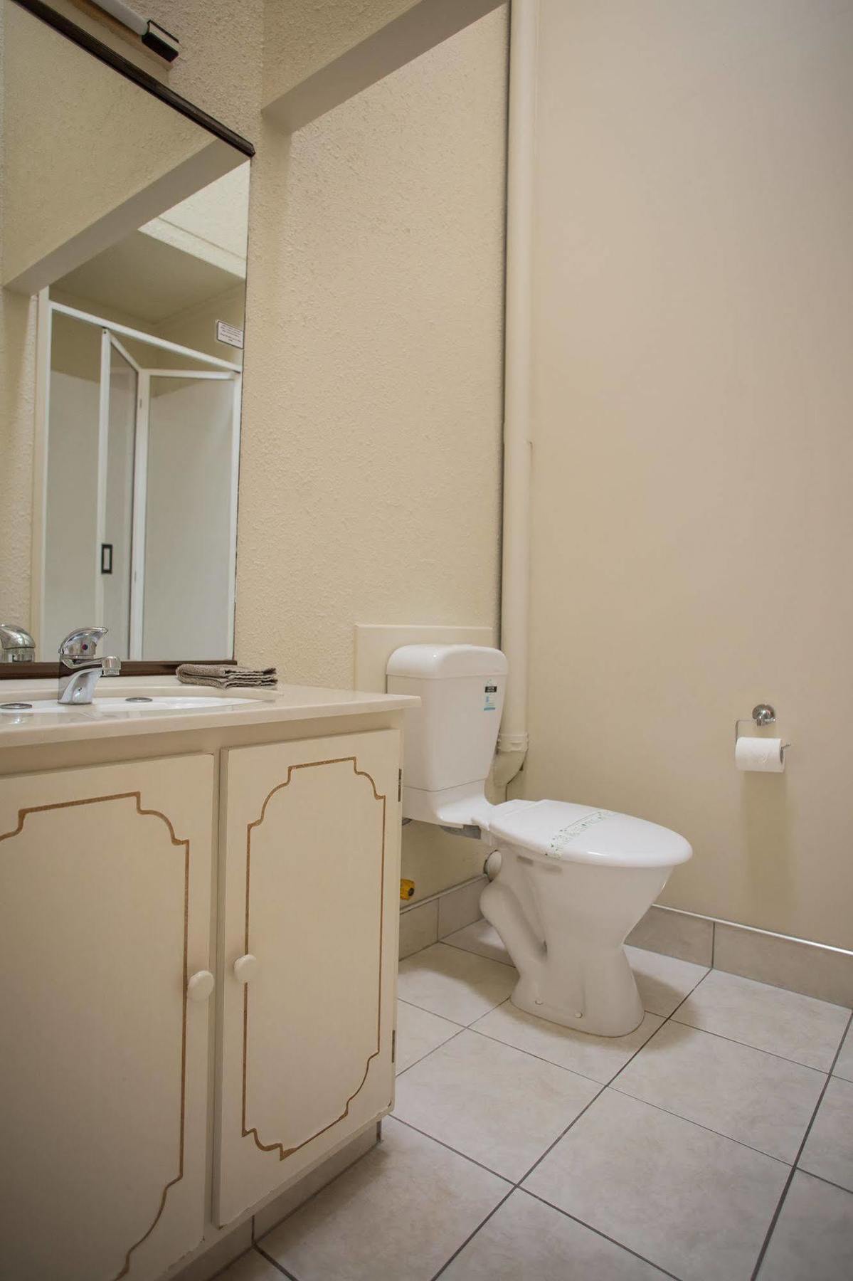 Bennetts Thermal Motor Inn Tauranga Buitenkant foto